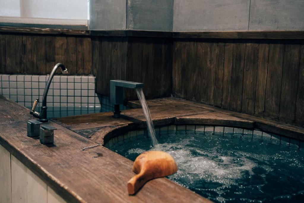 Cdr Hotspring Resort Liugui Esterno foto
